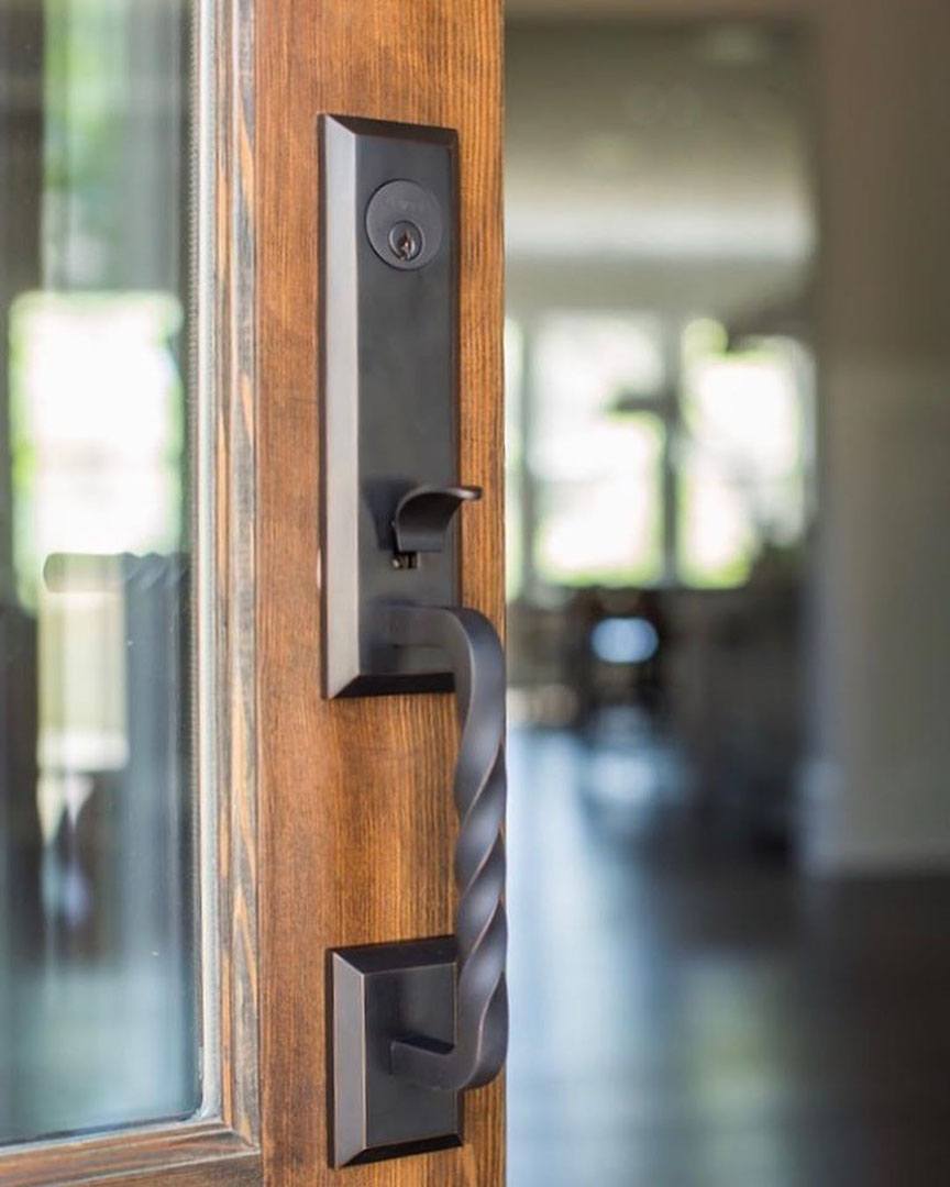 Choosing Exterior Door Hardware